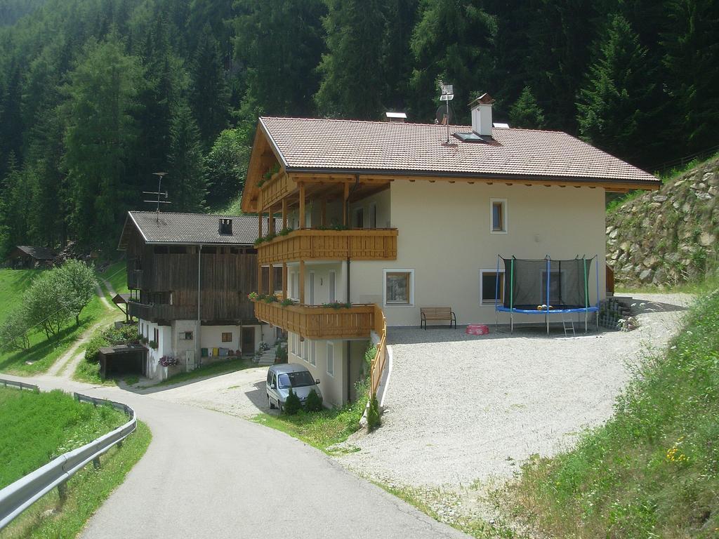 Ausserangistlhof Campo Tures Luaran gambar